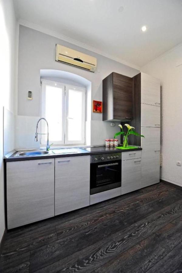 Apartments Bulovic In The Very Center Of Split Dış mekan fotoğraf